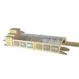 Hornby-Dublo 00 Gauge Pre-war City Station with original and replica parts, original, Station