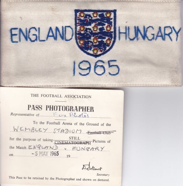 ENGLAND- HUNGARY 1965 Cloth official armband issued to photographer George Freston for England v - Image 2 of 2