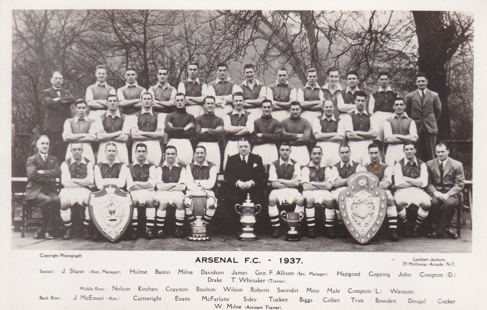 ARSENAL Scarce postcard issued by official Arsenal photographers Lambert Jackson, team group 1937 - Image 2 of 3