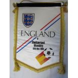 OFFICIAL ENGLAND PENNANT Official 16" white pennant with tassels and bar and chord for the home