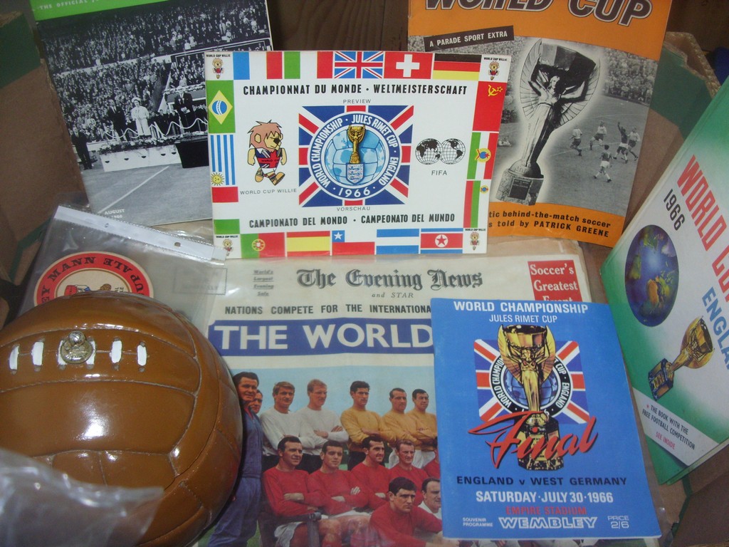 1966 World Cup Selection: Includes ice bucket, World Cup Final replica programme and tournament