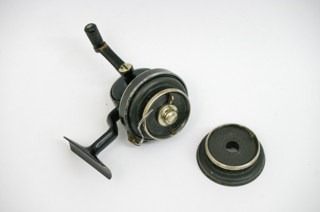 A vintage Helical Casting reel in original leather - Image 2 of 3