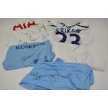 A collection of 5 signed Tottenham Hotspur footbal