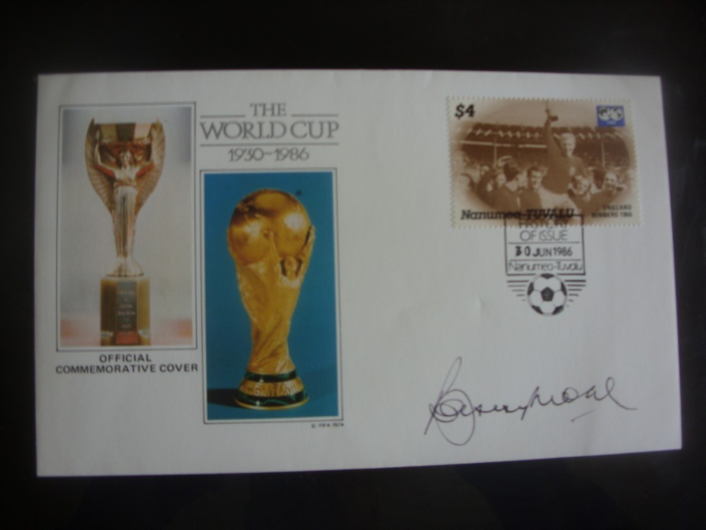 Bobby Moore Signed First Day Cover: Genuine autogr