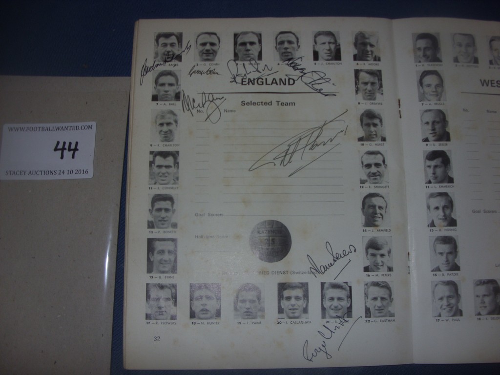 1966 Signed World Cup Final Programme: Original fi