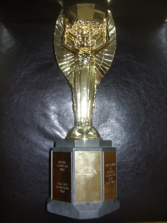 Replica Jules Rimet Football World Cup Trophy: The