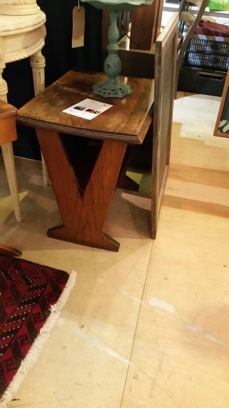 Oak side table, Arts and Crafts style - Image 2 of 6