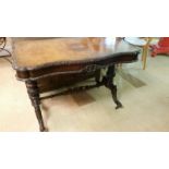 Magnificent centre / library table. A 19th Century walnut and burr walnut inlay table (one small