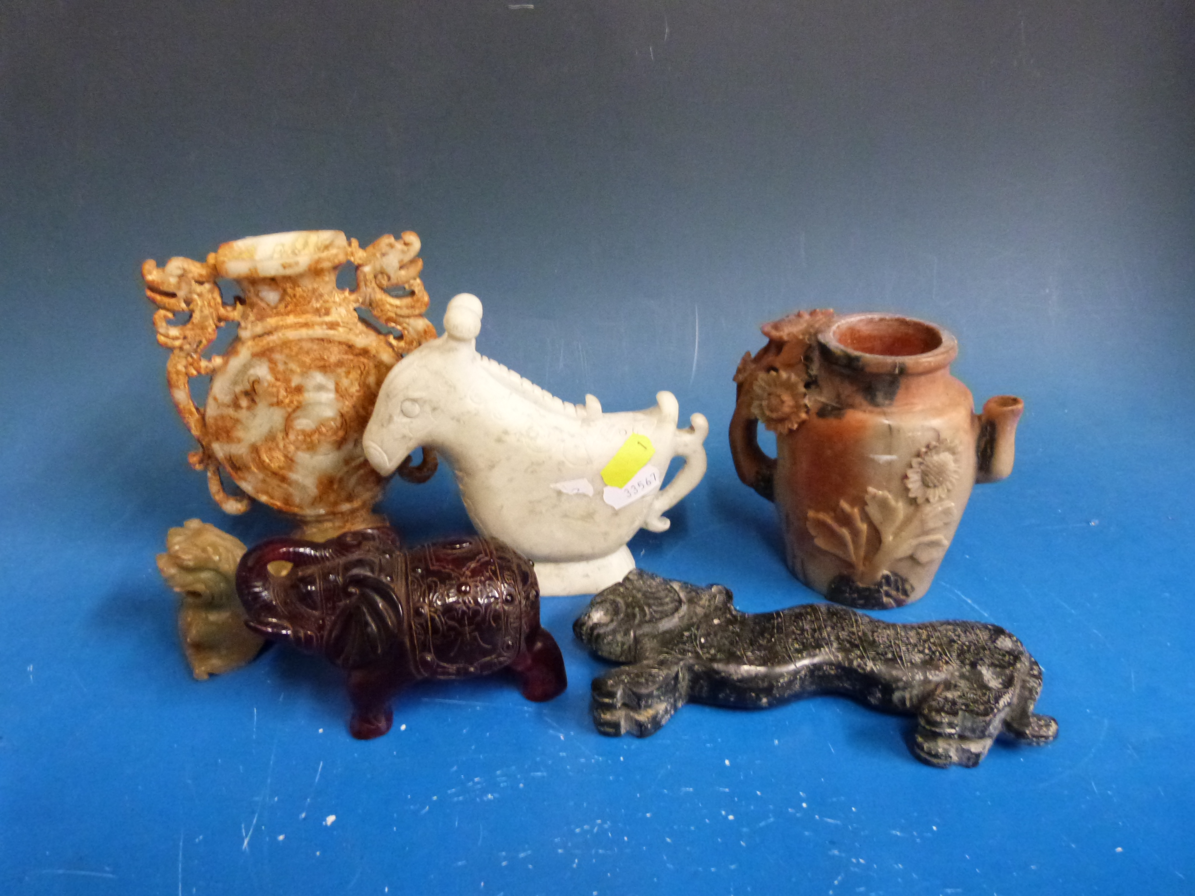 A collection of various Chinese soapstone / hardstone carvings (14 in total) - Image 2 of 2