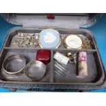 A retro 1950s/60s vanity box with lift out tray containing hallmarked silver bracelets,