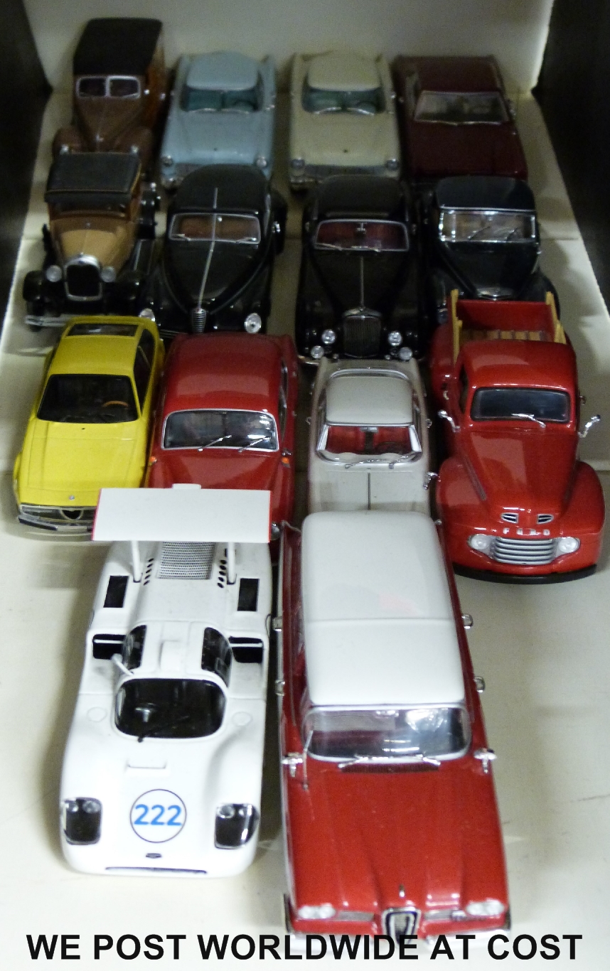 Fourteen Minichamps Paul's Auto Art diecast model vehicles