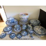 Minton Old Willow pattern blue and white dinner service including tureens