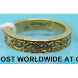 An 18ct gold ring set with diamonds by Stephen Webster (size L)