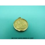 An 1889 gold full sovereign with Sydney mint mark set in a 9ct gold pendant mount (9.