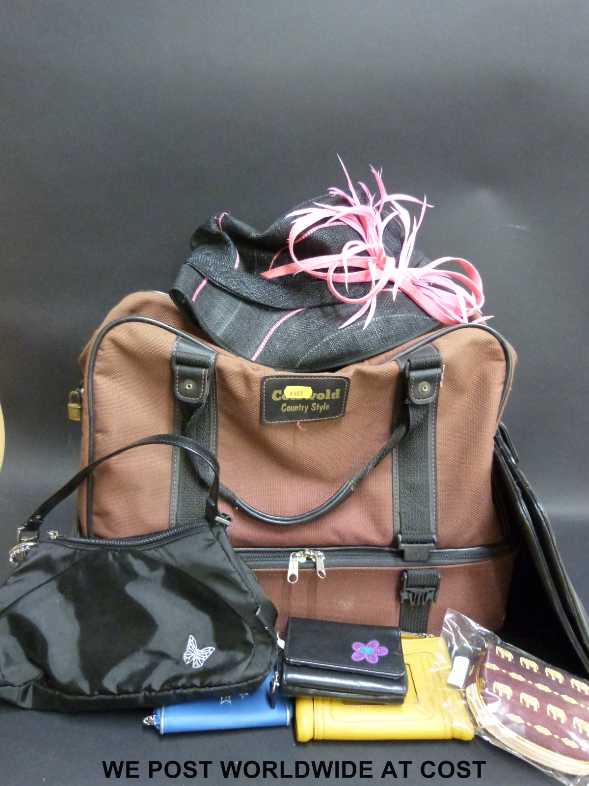 A large quantity of bags and purses, box, - Image 3 of 4