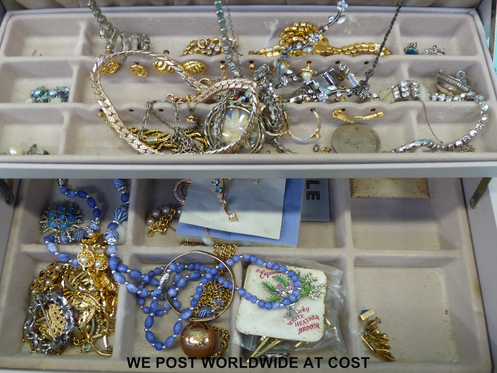 A collection of costume jewellery to include brooches, necklaces, earrings, etc. - Image 2 of 2