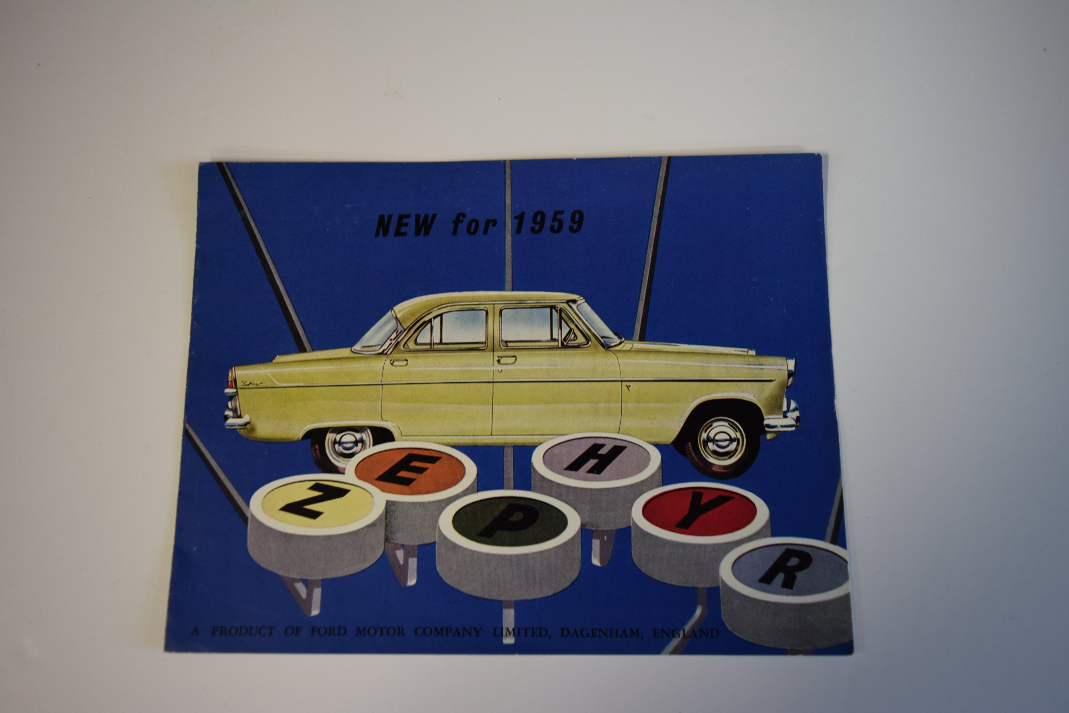 MOTORING BROCHURES: a collection of approx 28 vintage motoring brochures and advertisements, - Image 3 of 5