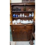A good reproduction, 18th century style, oak dresser and rack, 126cm wide.