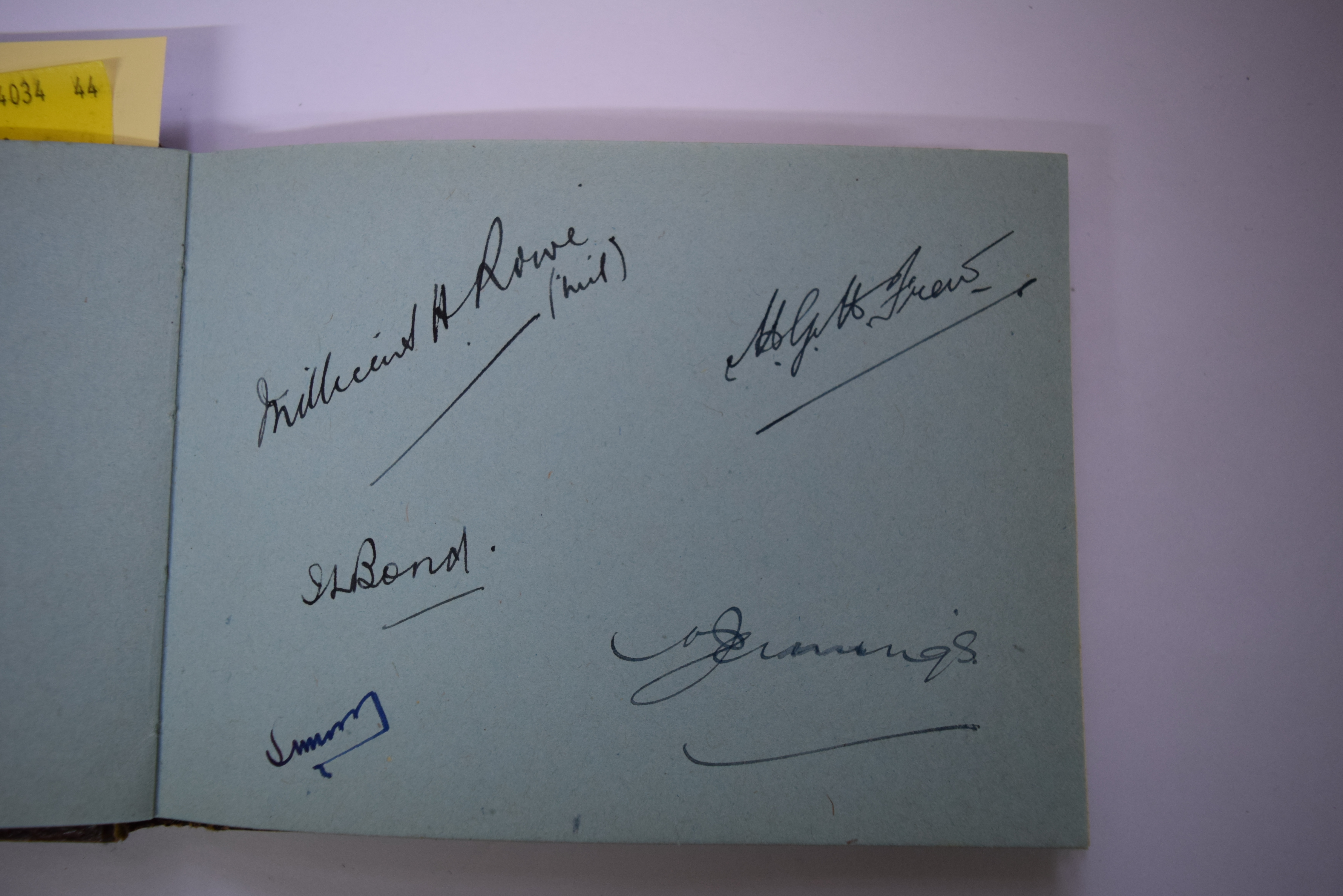 An old autograph album. - Image 5 of 6
