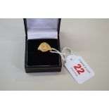 An 18ct gold signet ring, 8g.