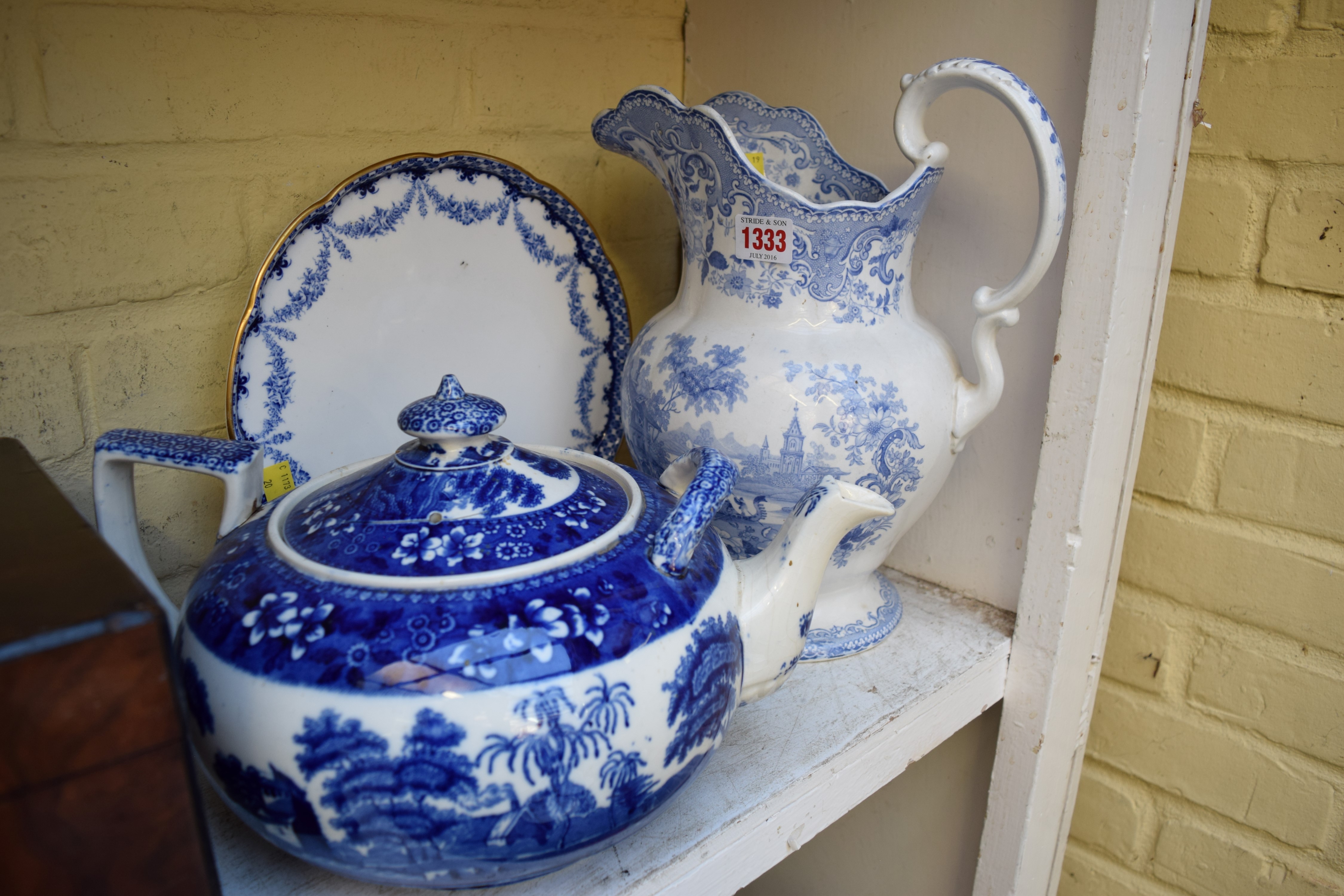 A Copeland 'Spode's Tower' pattern oversized teapot, 18.