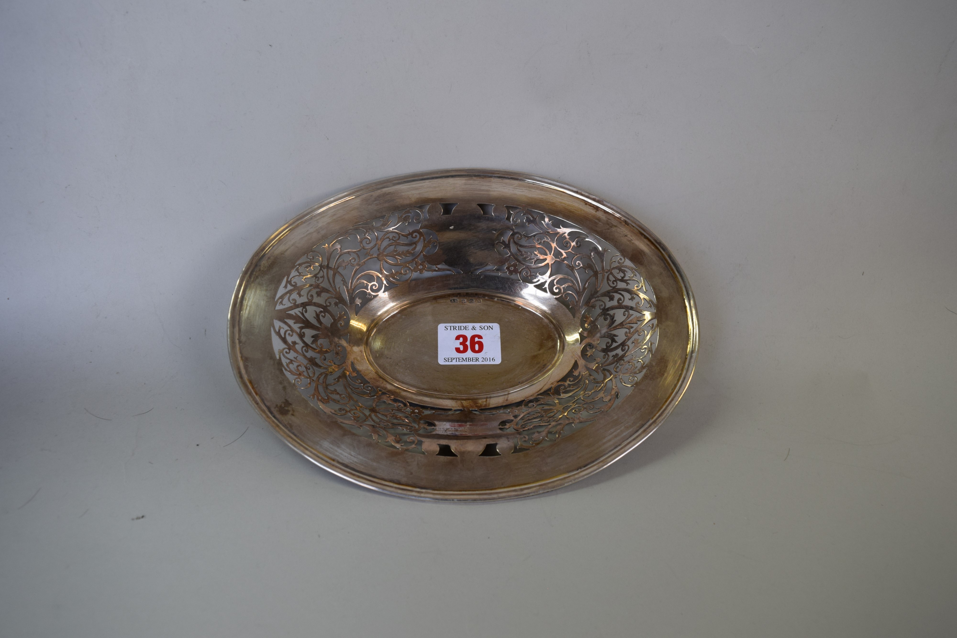 A silver pierced oval dish, by A.S, Birmingham 1908, 21cm, 197g.