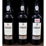 Six 75cl bottles of Cruz 2002 LBV port.