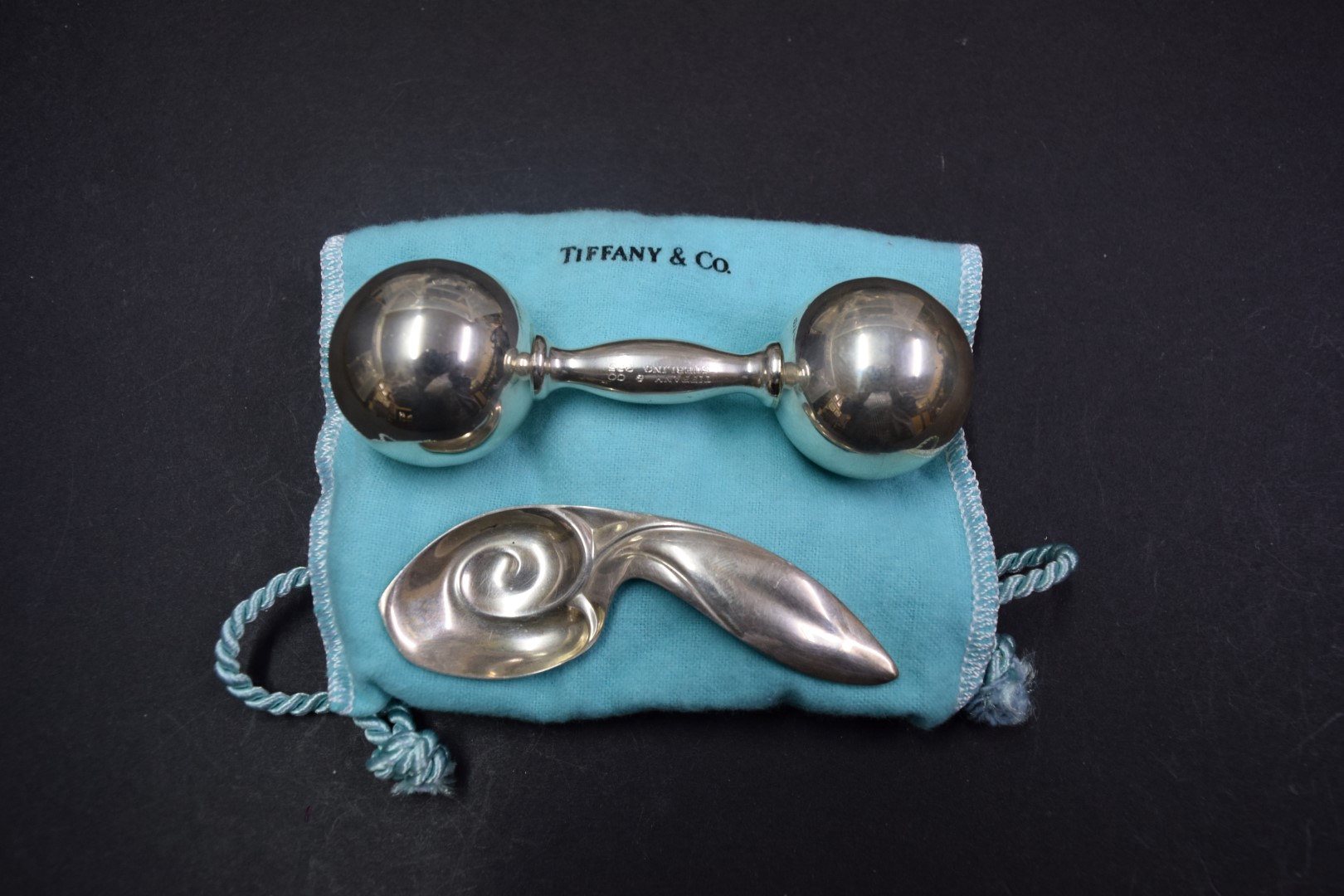 A Tiffany & Co sterling child's bell rattle, 11. - Image 2 of 2