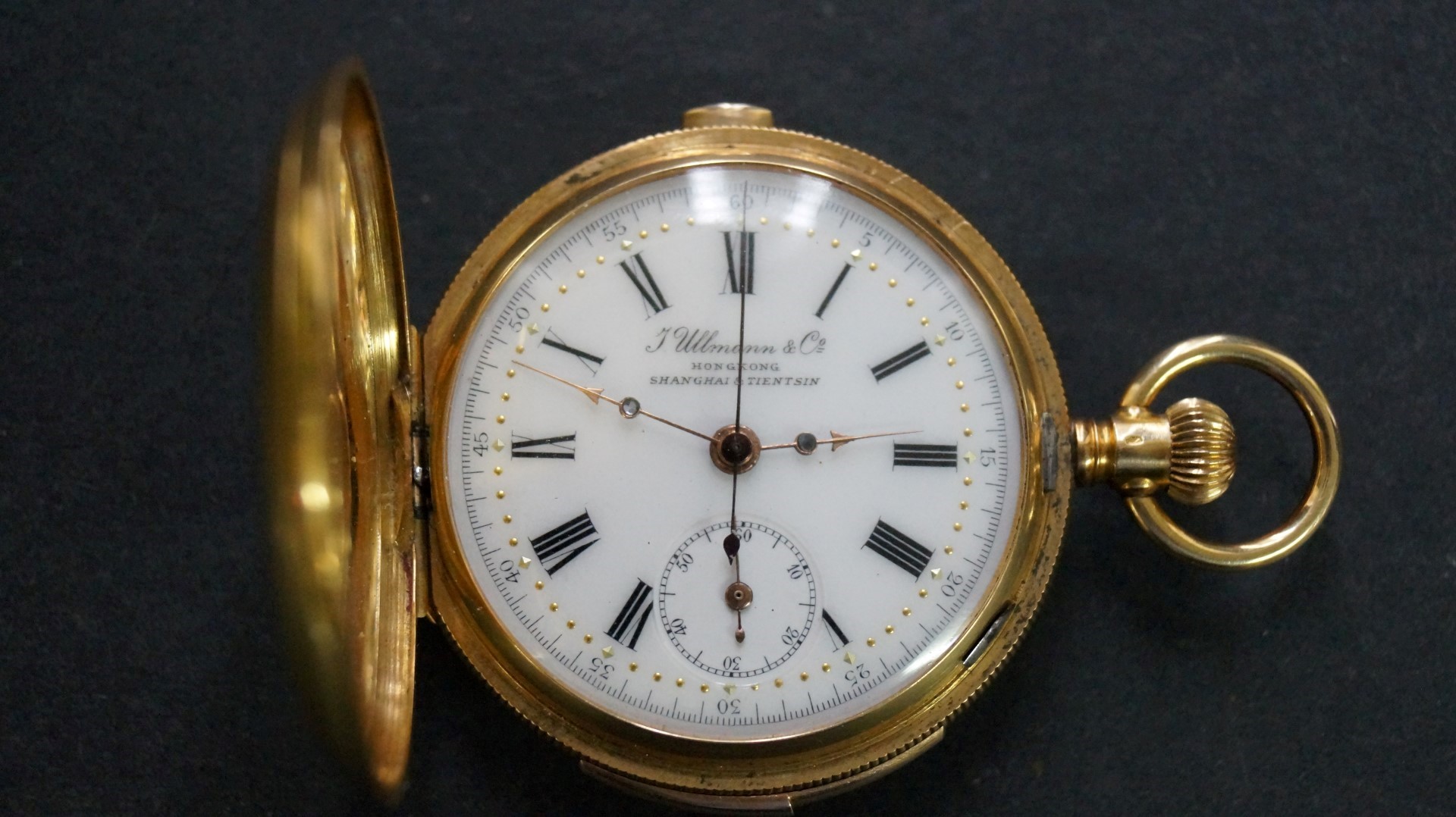 An 18k gold hunter cased quarter repeating chronograph pocket watch, circa 1900, the 3.