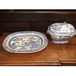 2 blue + white meat plates + tureen