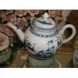 Early Worcester tea pot