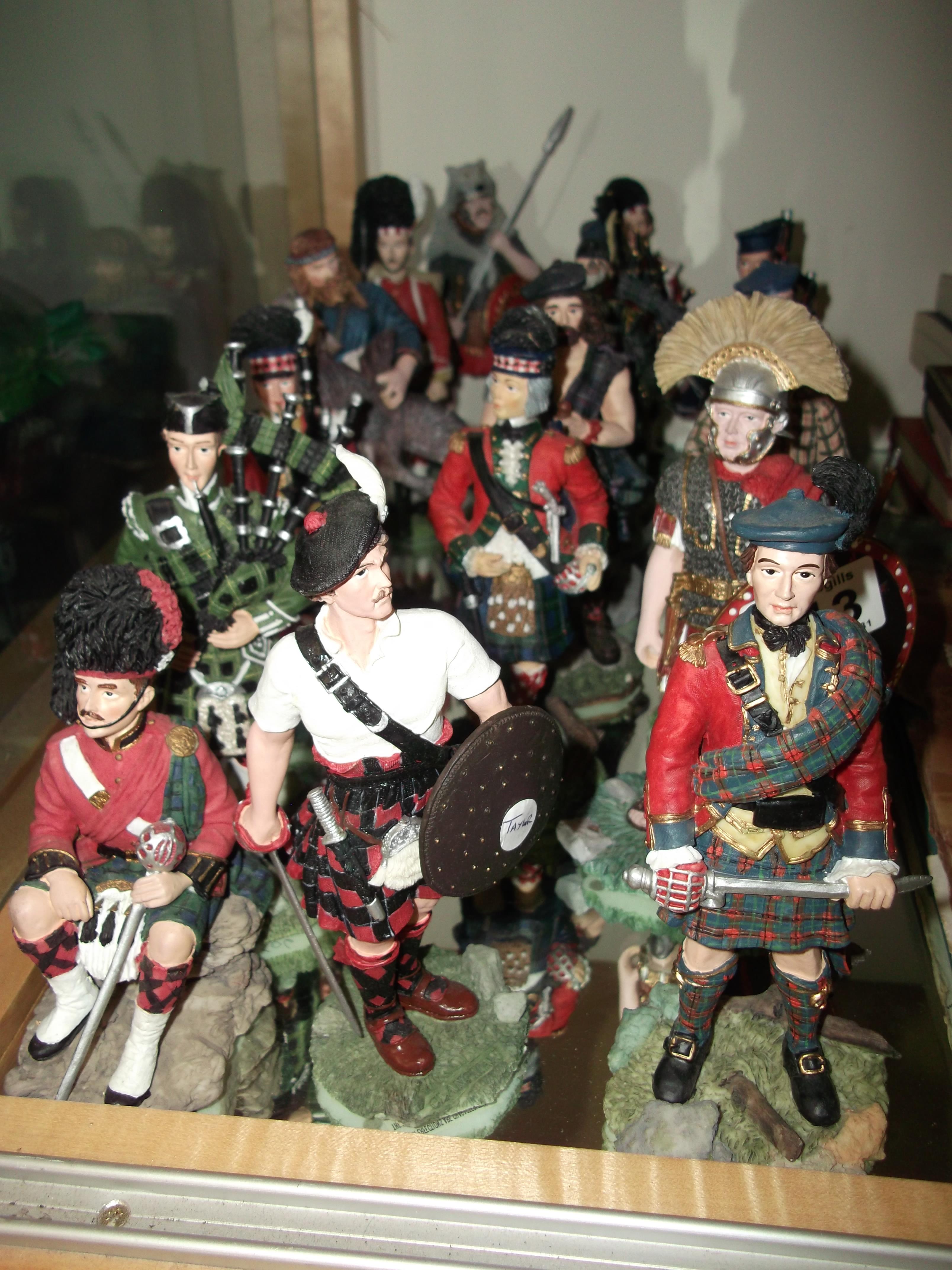 sculptures soldier figures x 17