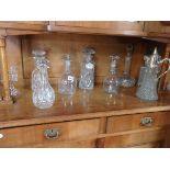 Collection of decantors