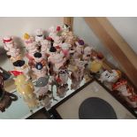 25 x piggies figures