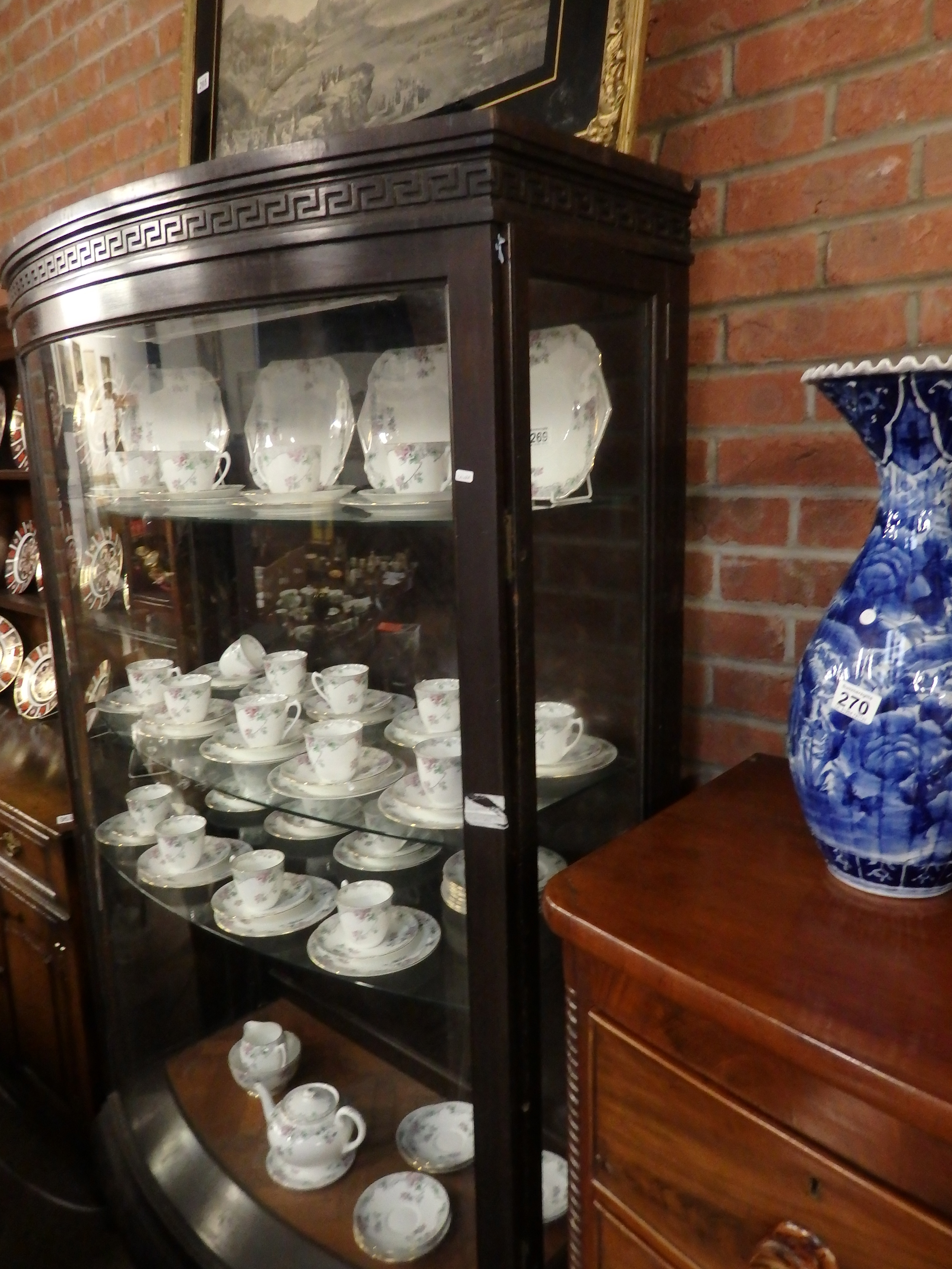 Museum display cabinet - Image 4 of 4