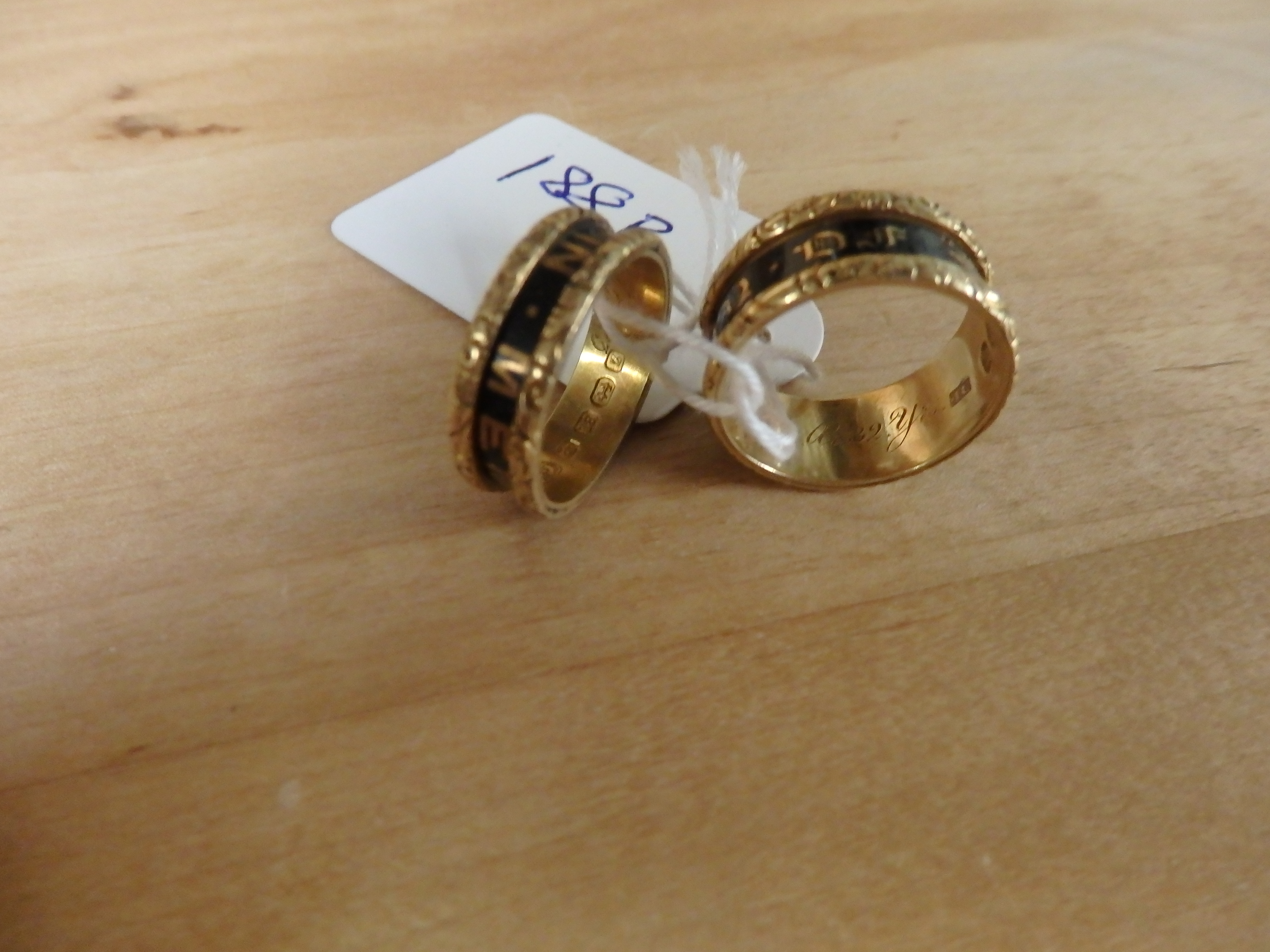 2 x 18k gold morning ring in excellent condition - Image 2 of 2