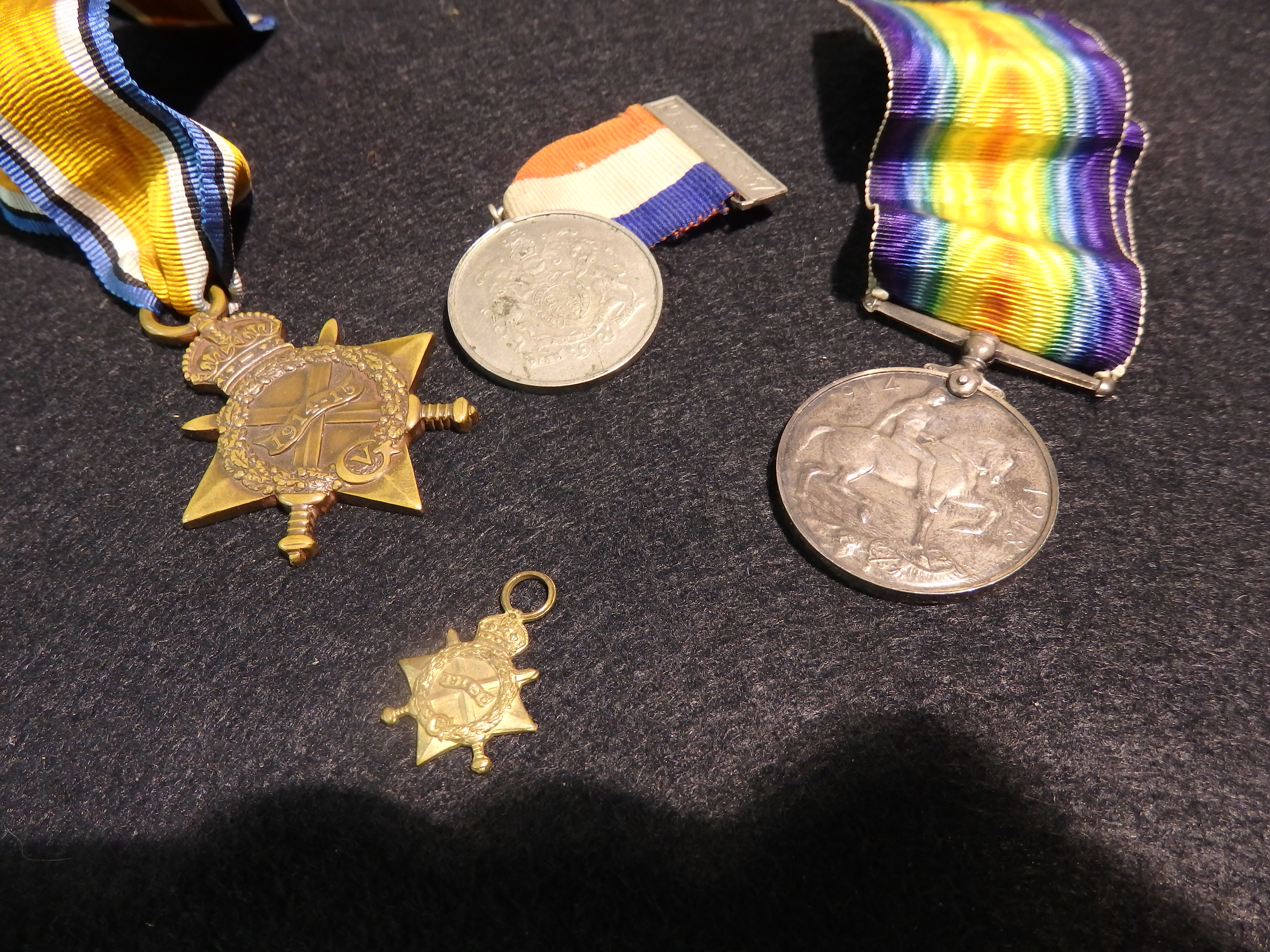 Medals Pte L Powell