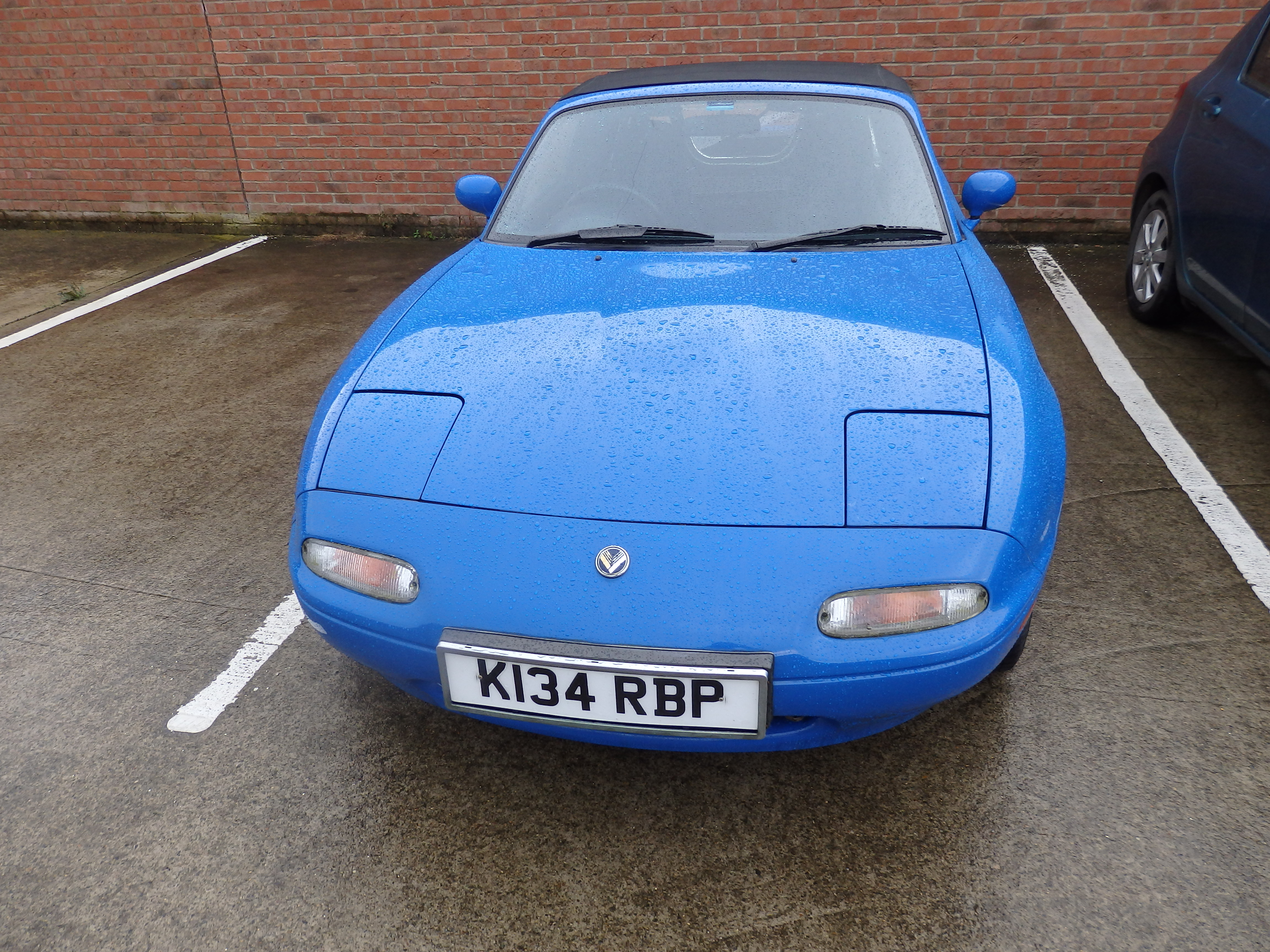 Mazda MX5 Eunos 1.6 K134RBP mot july 17 tax Feb 17