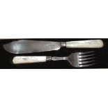 A PAIR OF EARLY 20TH CENTURY HALLMARKED SILVER AND MOTHER OF PEARL FISH SERVERS The blades having