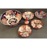 A COLLECTION OF 19TH CENTURY JAPANESE IMARI PORCELAIN Comprising a large bowl, with scalloped edges,