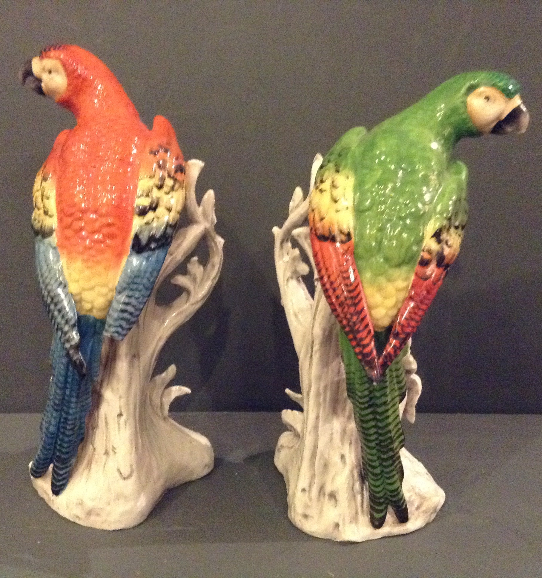 A PAIR OF 19TH CENTURY CONTINENTAL PORCELAIN FIGURES Modelled as parrots perched on a gnarled - Image 2 of 2