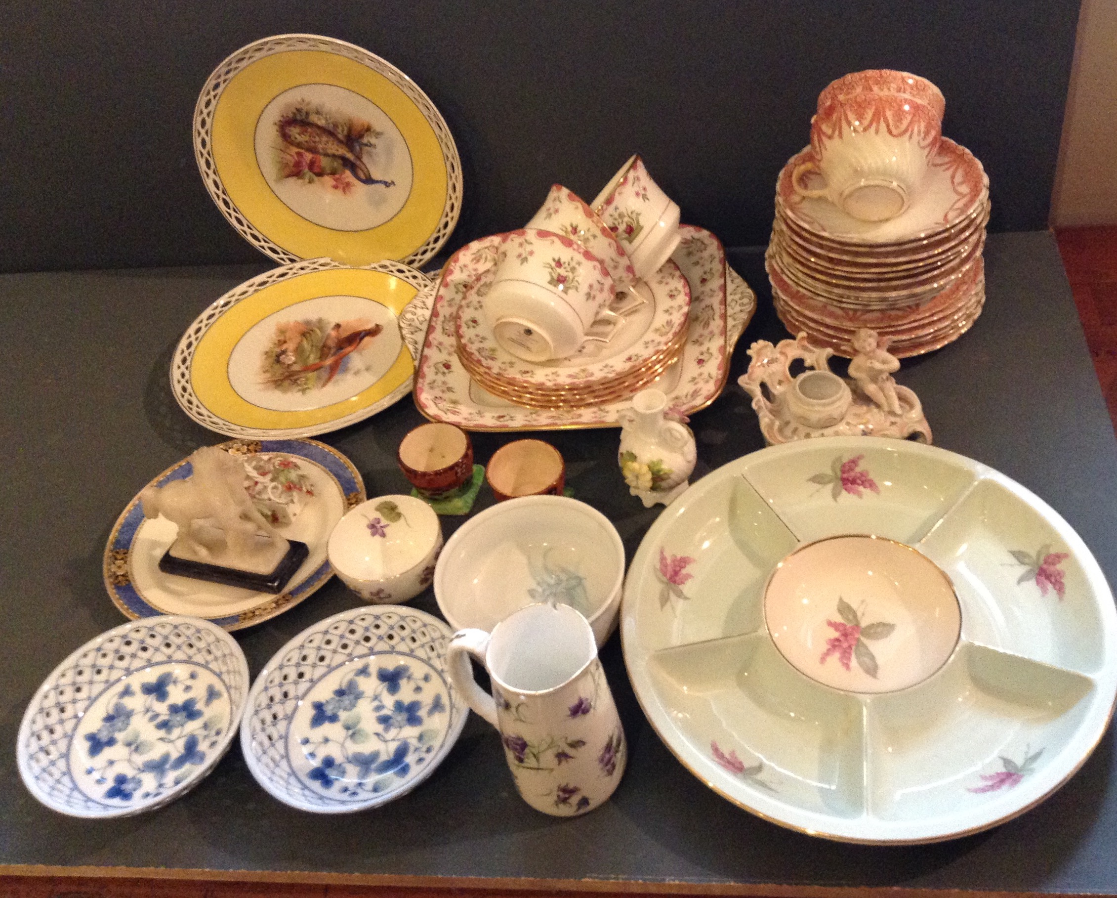 A COLLECTION OF EDWARDIAN AND LATER PORCELAIN Including a part Wedgwood tea service, two German