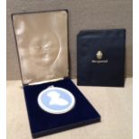 PRINCE CHARLES WEDGWOOD JASPERWARE MEDALLION Retaining original velvet lined box and