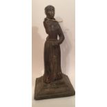 A 17TH/18TH CENTURY CONTINENTAL WOODEN STATUE Carving of a monk. (29cm) Condition: AF