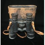 GOERZ, BERLIN, A PAIR OF LEATHER BOUND AND BRASS BINOCULARS Cased. (approx 16.5cm x 16.5cm)