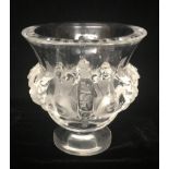 A SIGNED LALIQUE DAMPIERRE VASE. (12cm)