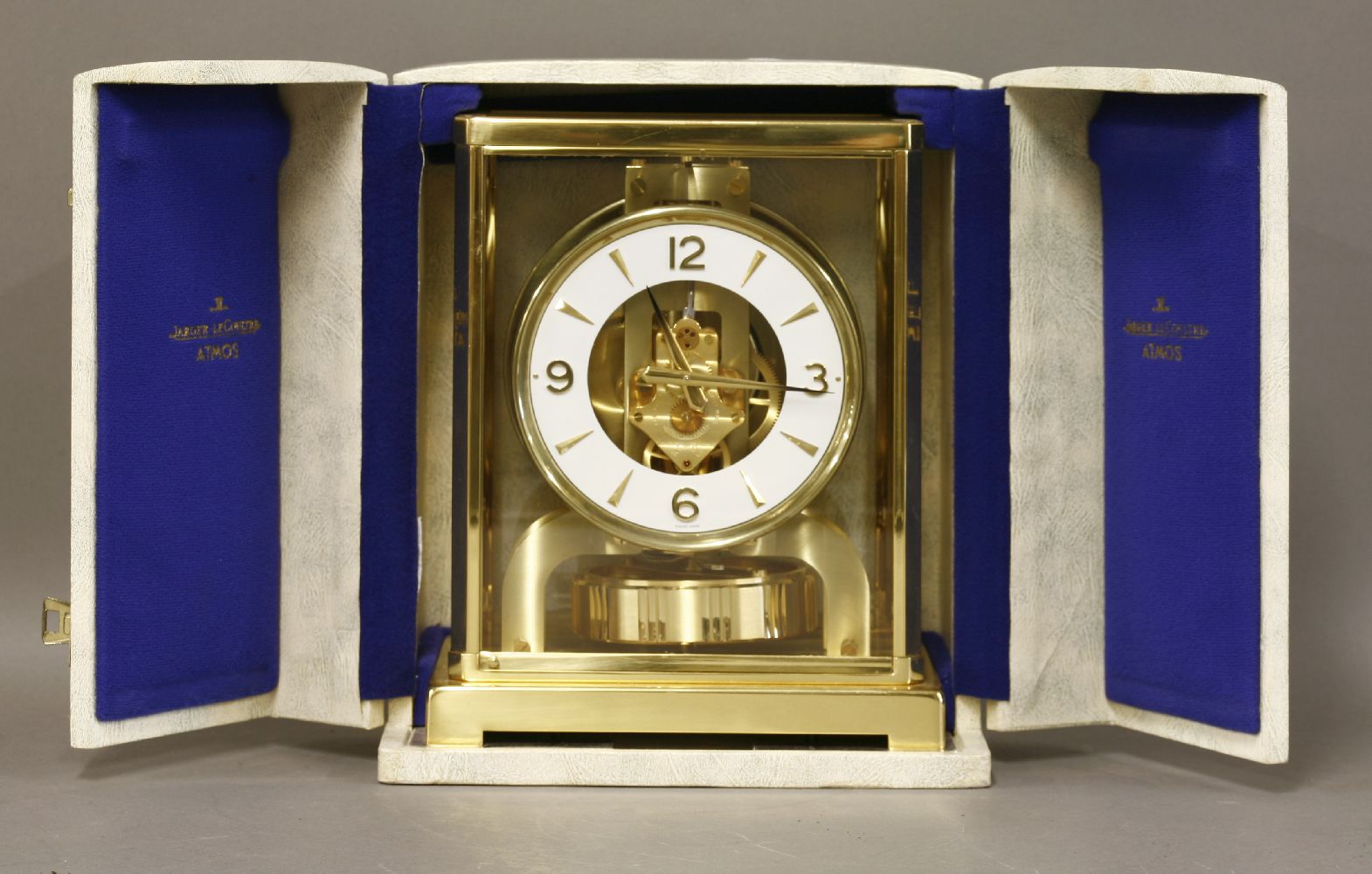 A Jaeger le Coultre gilt brass 'Atmos' clock,the movement calibre 526-5, acircular dial with applied