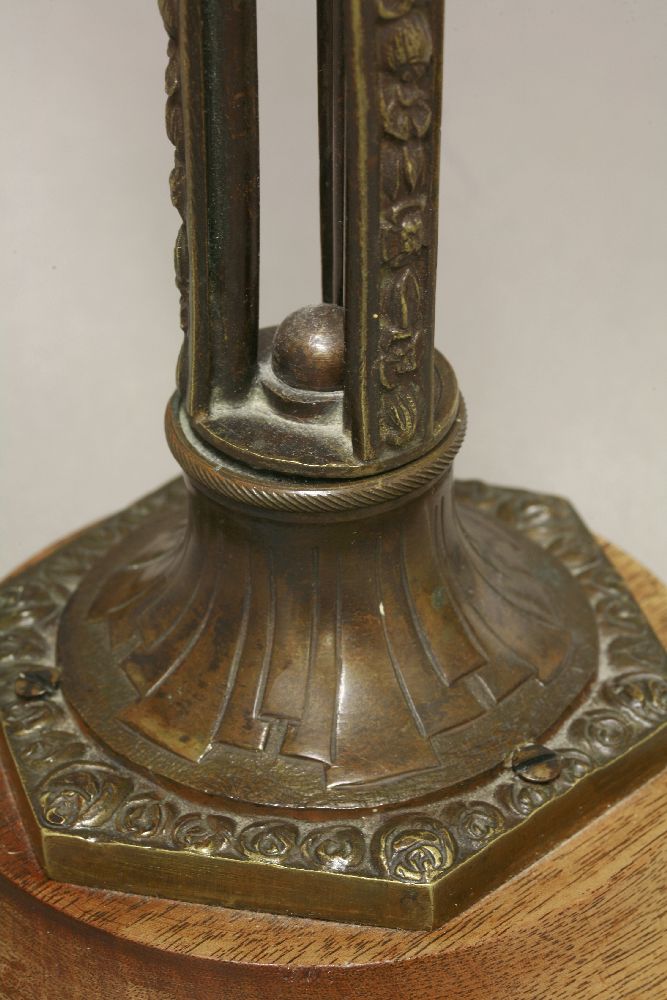 A pair of Art Deco style bronze table lamps,with frosted glass globes moulded with butterflies and - Image 2 of 3