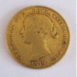 Australia, Victoria, sovereign 1870, Sydney Mint, laureate head left, rev AUSTRALIA, beneath a crown