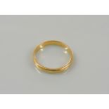 A 22ct gold faceted 'D' shaped wedding ring, 3.1g